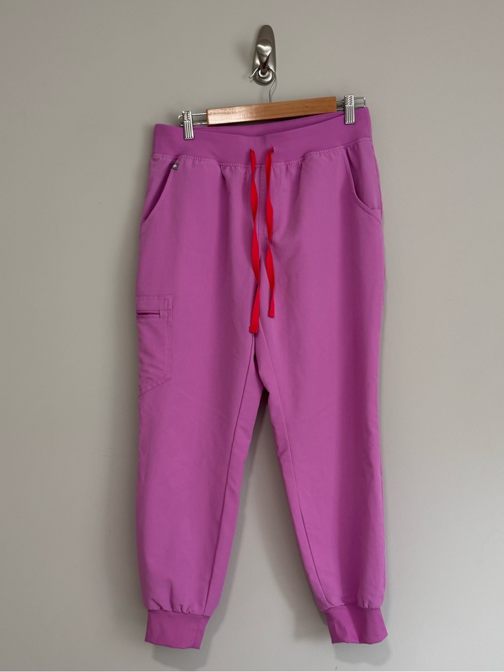 FIGS Zamora Lilac Scrub Pants with Red Drawstring